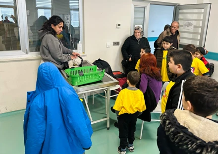 Lösemiyi yenen minik kahramanlar, Eğitim Fakültesinde bilimsel yolculuğa çıktı